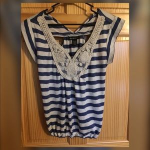 Women’s Laced Blouse